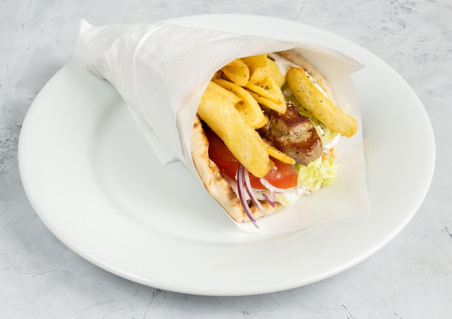 souvlaki-pita-budapest-heureka.jpg Souvlaki pita görög fűszerezésű hússal Budapesten